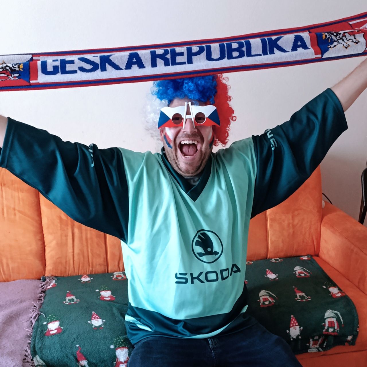 Soutěžní fotografie - Kdo nefandí, není Čech,  Plzeňský kraj