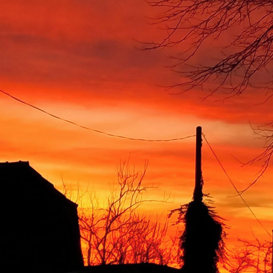 Soutěžní fotografie - Západ slunce jako Aperol,  Tvrdonice