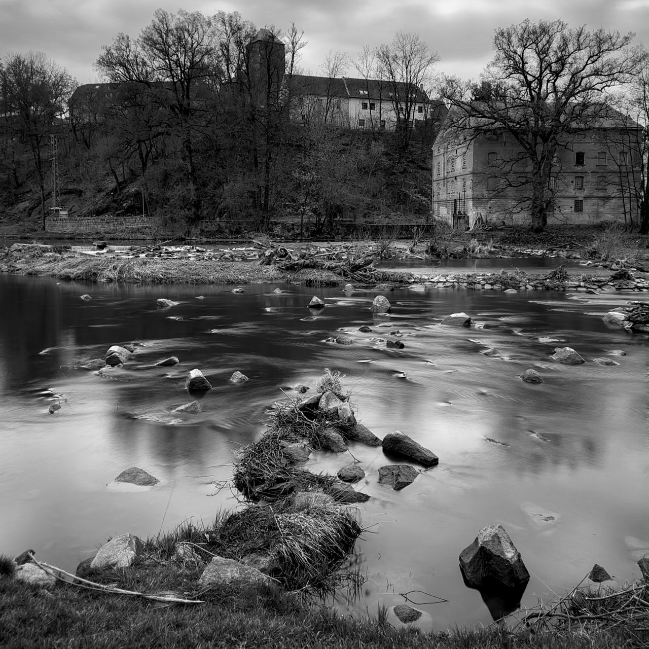 Soutěžní fotografie - Sázava pod Týneckým hradem,  Týnec nad Sázavou
