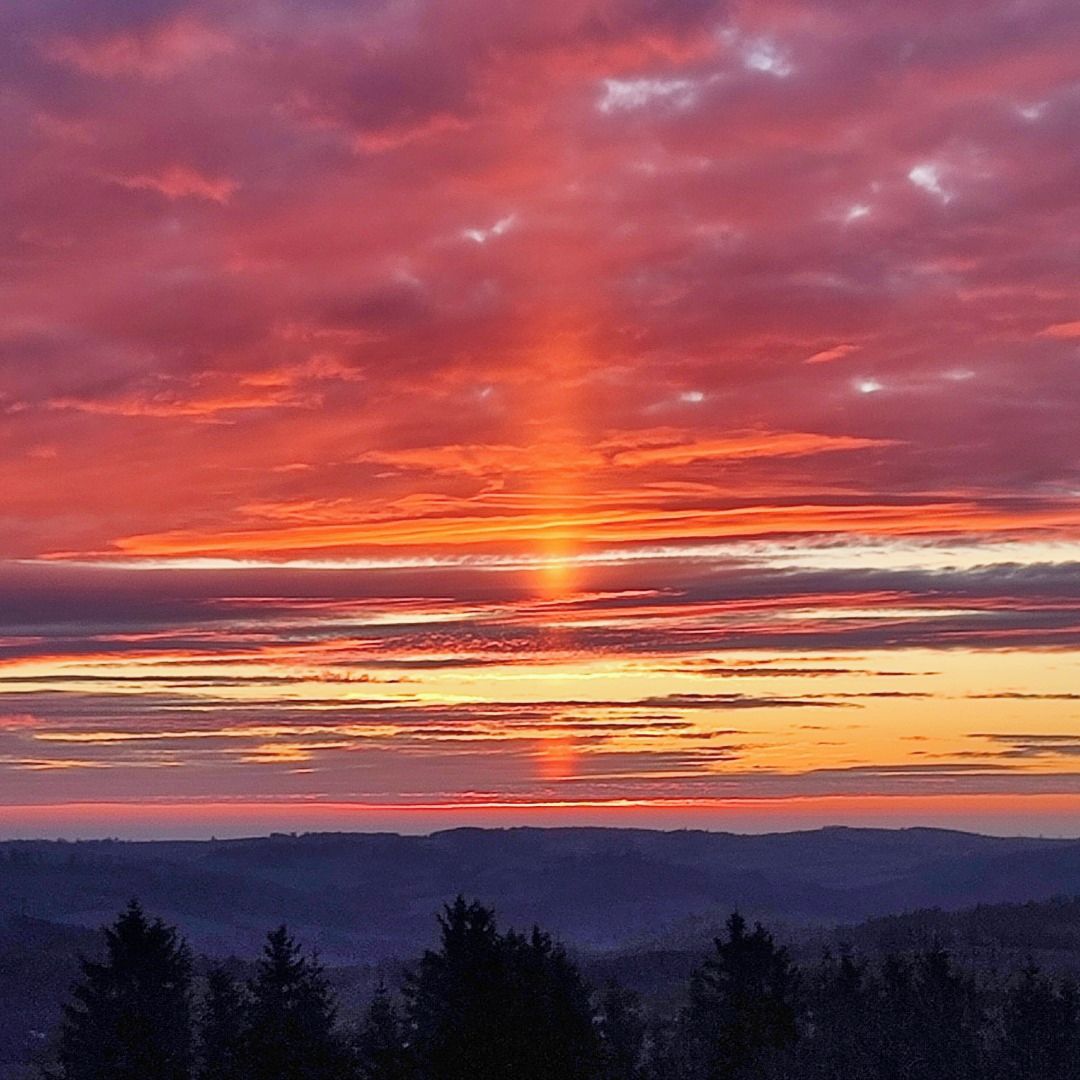 Soutěžní fotografie - Východ slunce,  Roženecké Paseky Vysočina