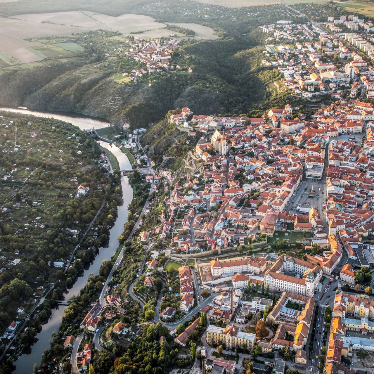 Soutěžní fotografie - Než večer převezme svou vládu...,  Znojmo