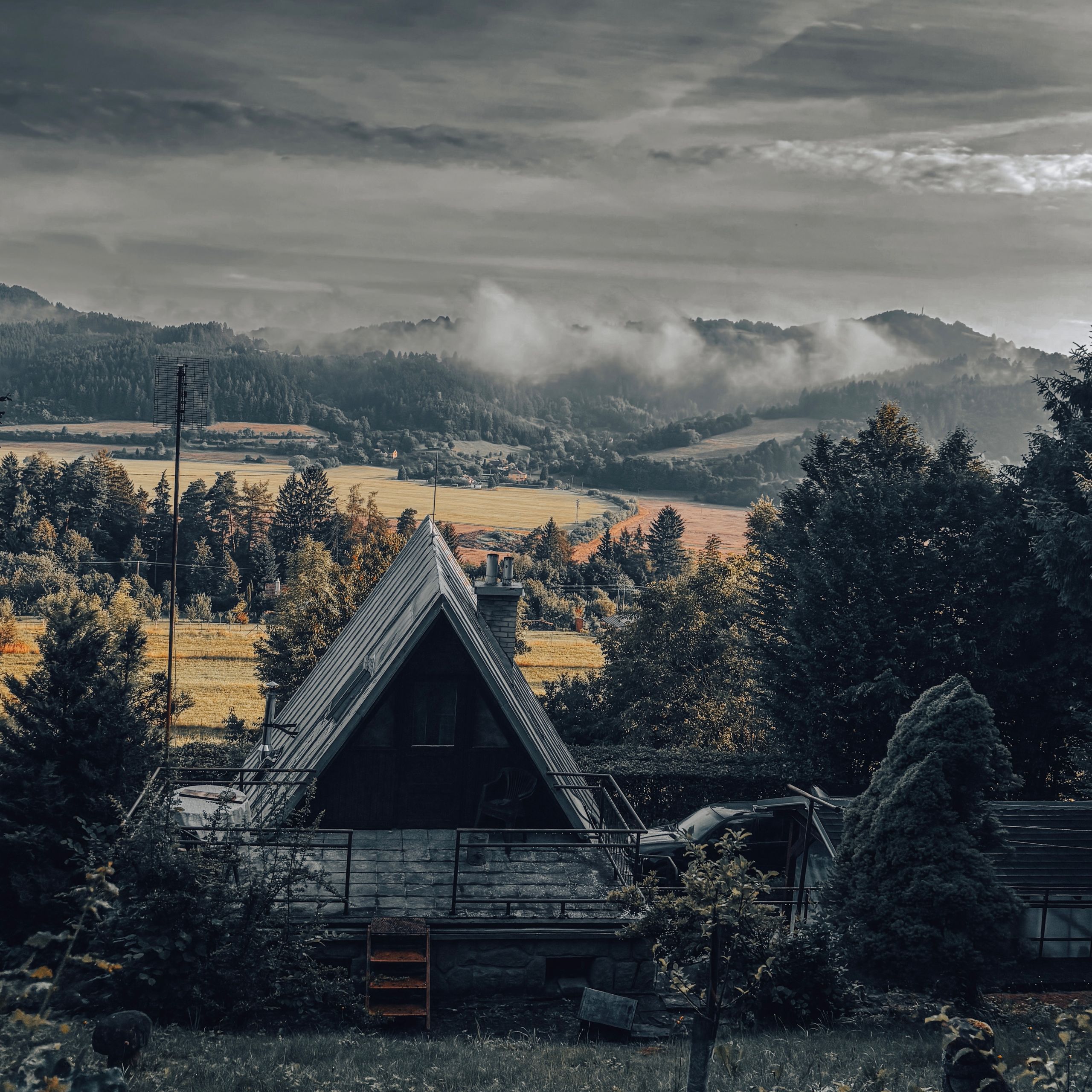 Soutěžní fotografie - Samota pod hřebeny,  Huslenky