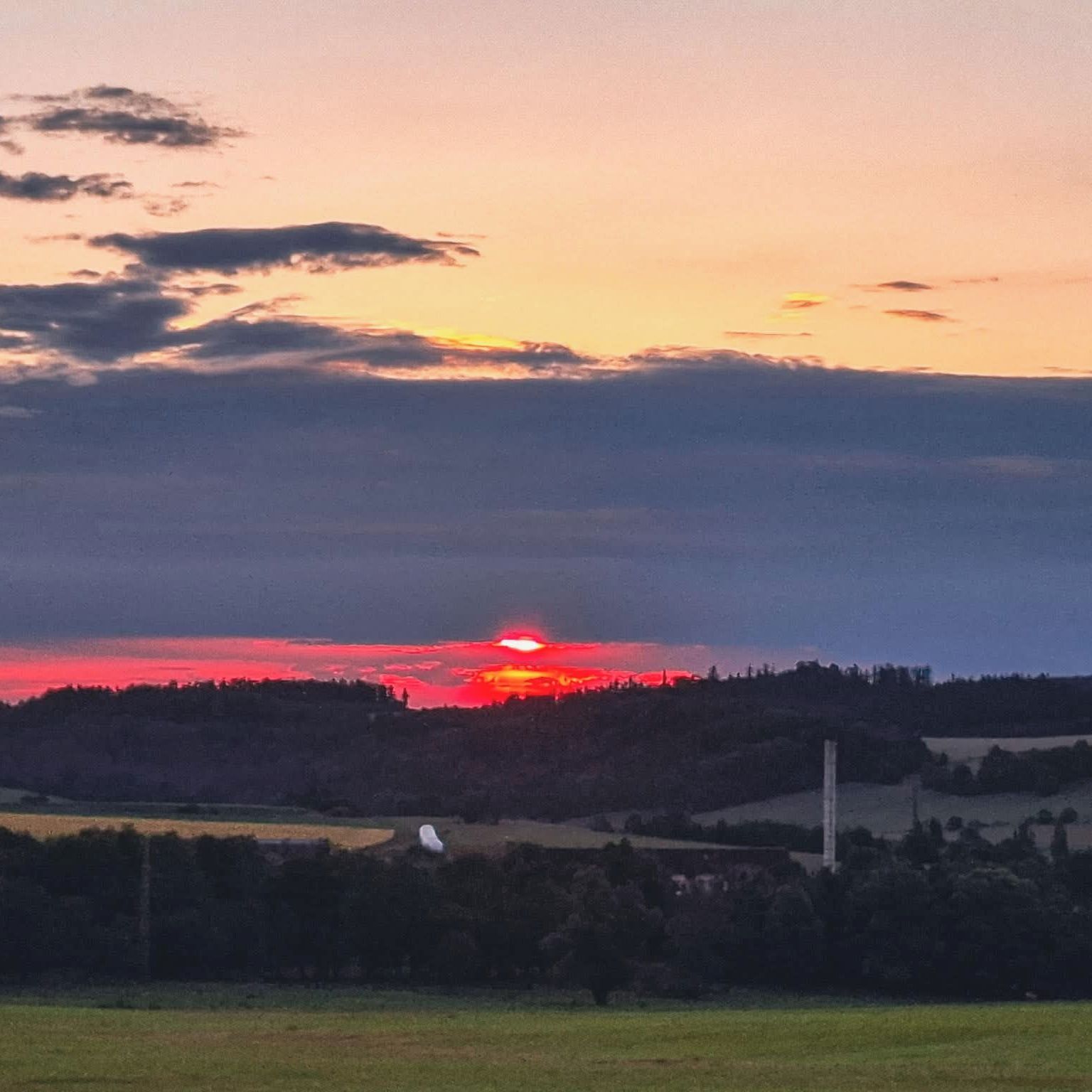 Soutěžní fotografie - Vychod Slunce,  Horní Benešov