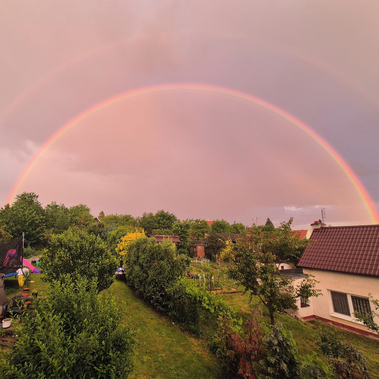 Soutěžní fotografie - Popovice jarní bouřce,  Popovice u Uherského Hradiště