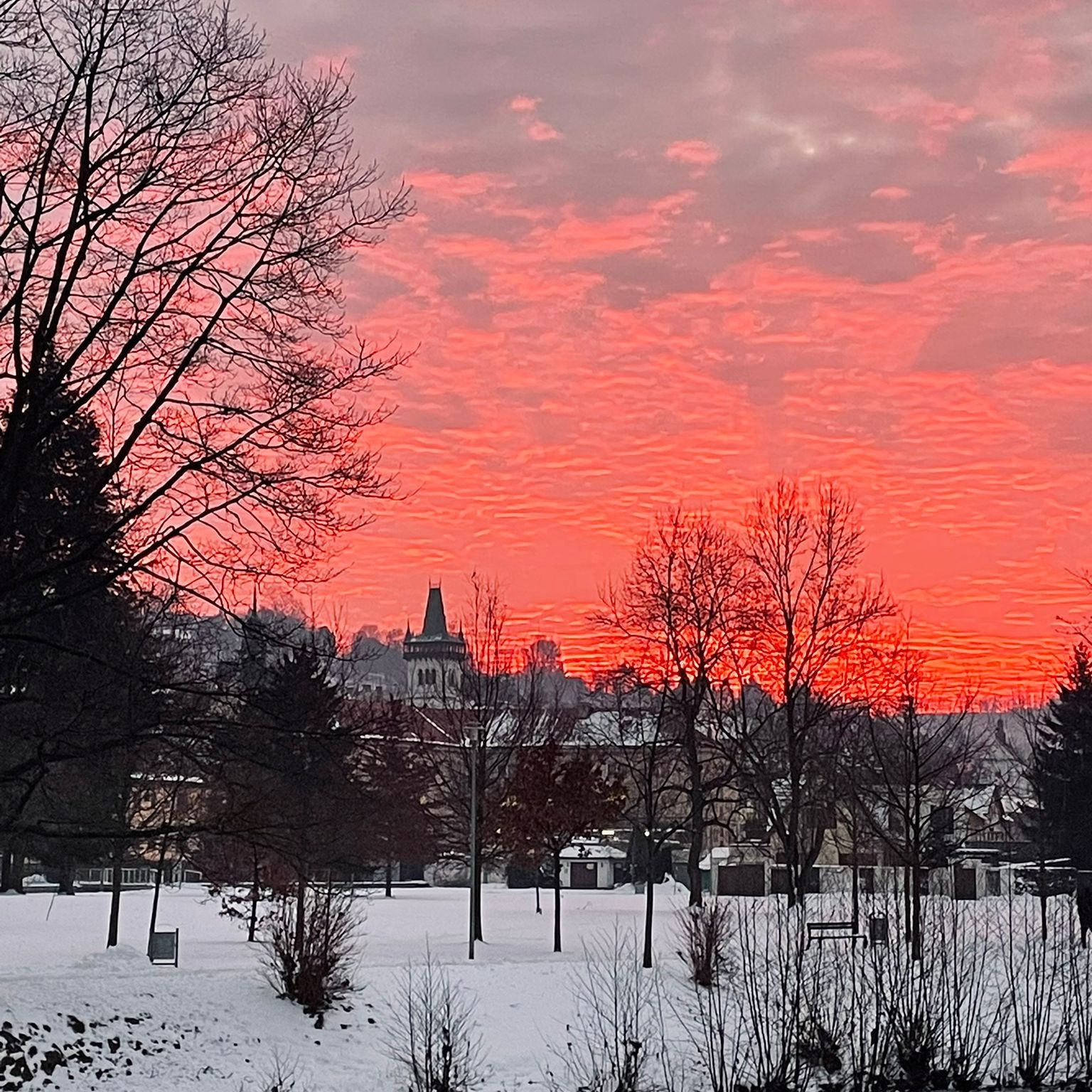 Soutěžní fotografie - Svítání nad městem,  Semily
