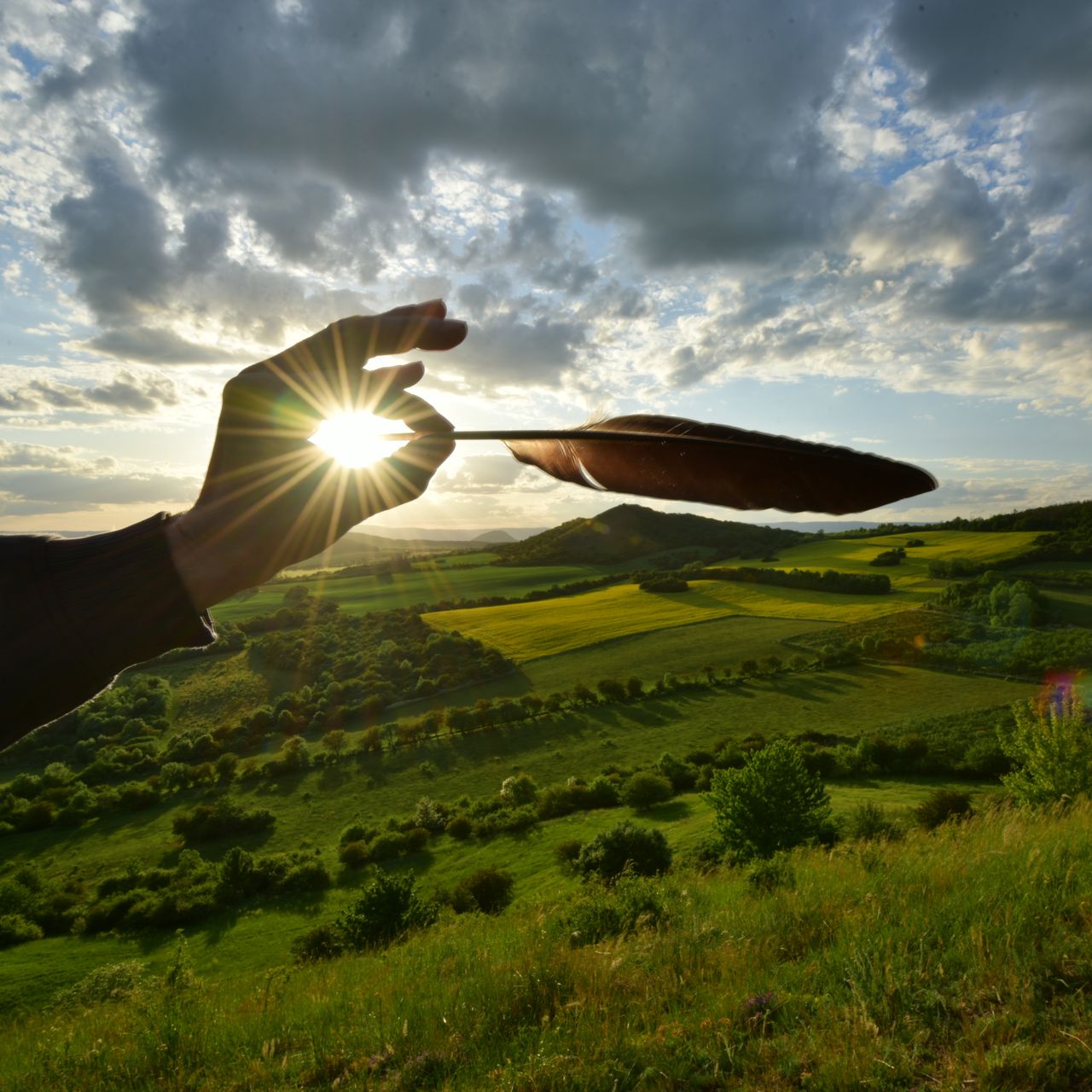 Soutěžní fotografie - Západ v oku,  Kamýk, České Středohoří