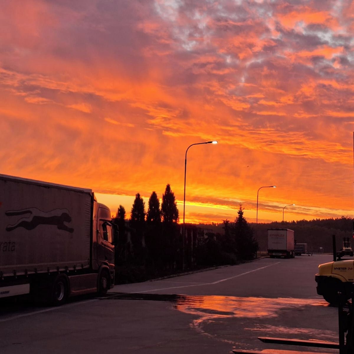 Soutěžní fotografie - Pod ohnivou klenbou,  Olší, Opařany