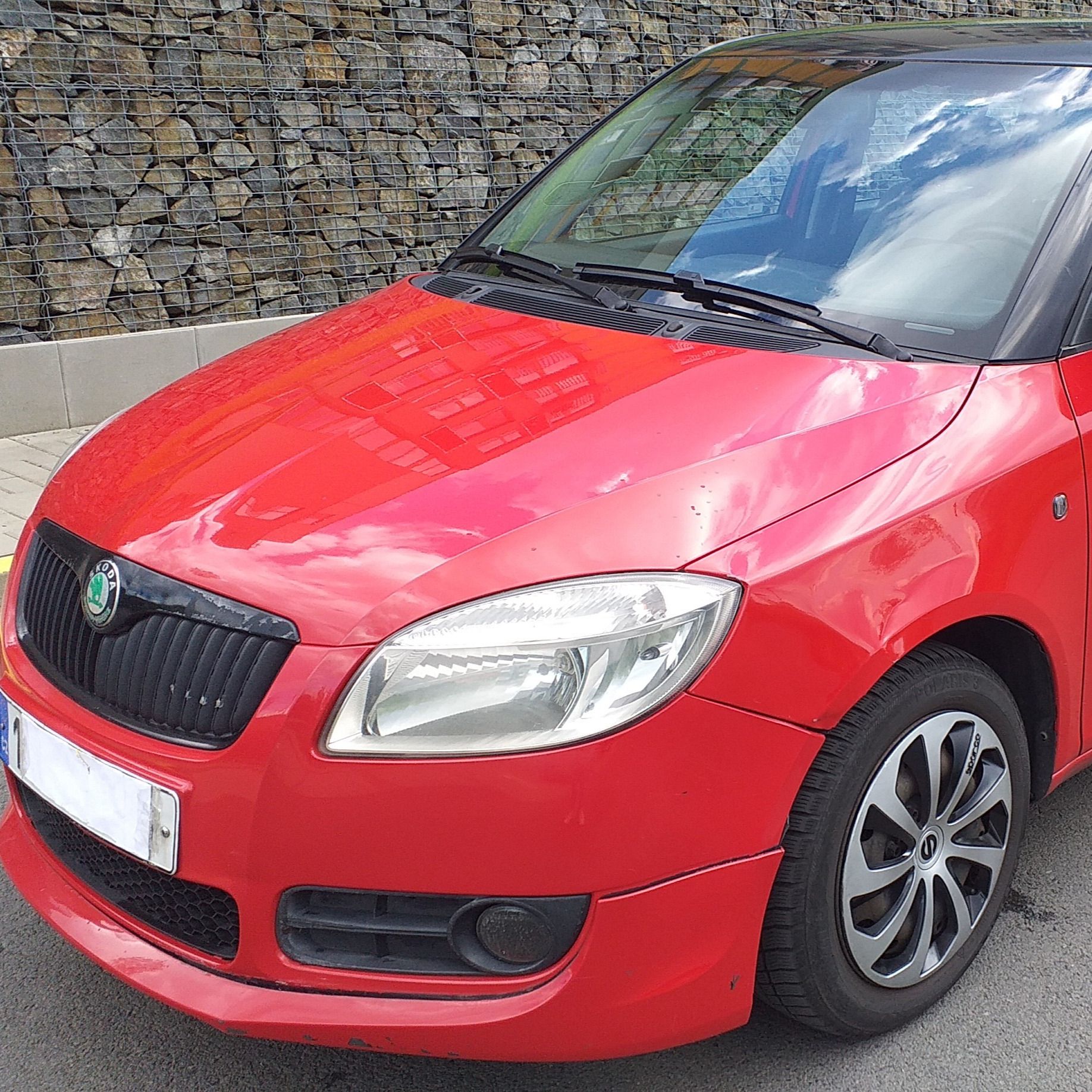Soutěžní fotografie - Otloukánek,  Škoda Fabia II. 1.4 16V "Fejk RS"