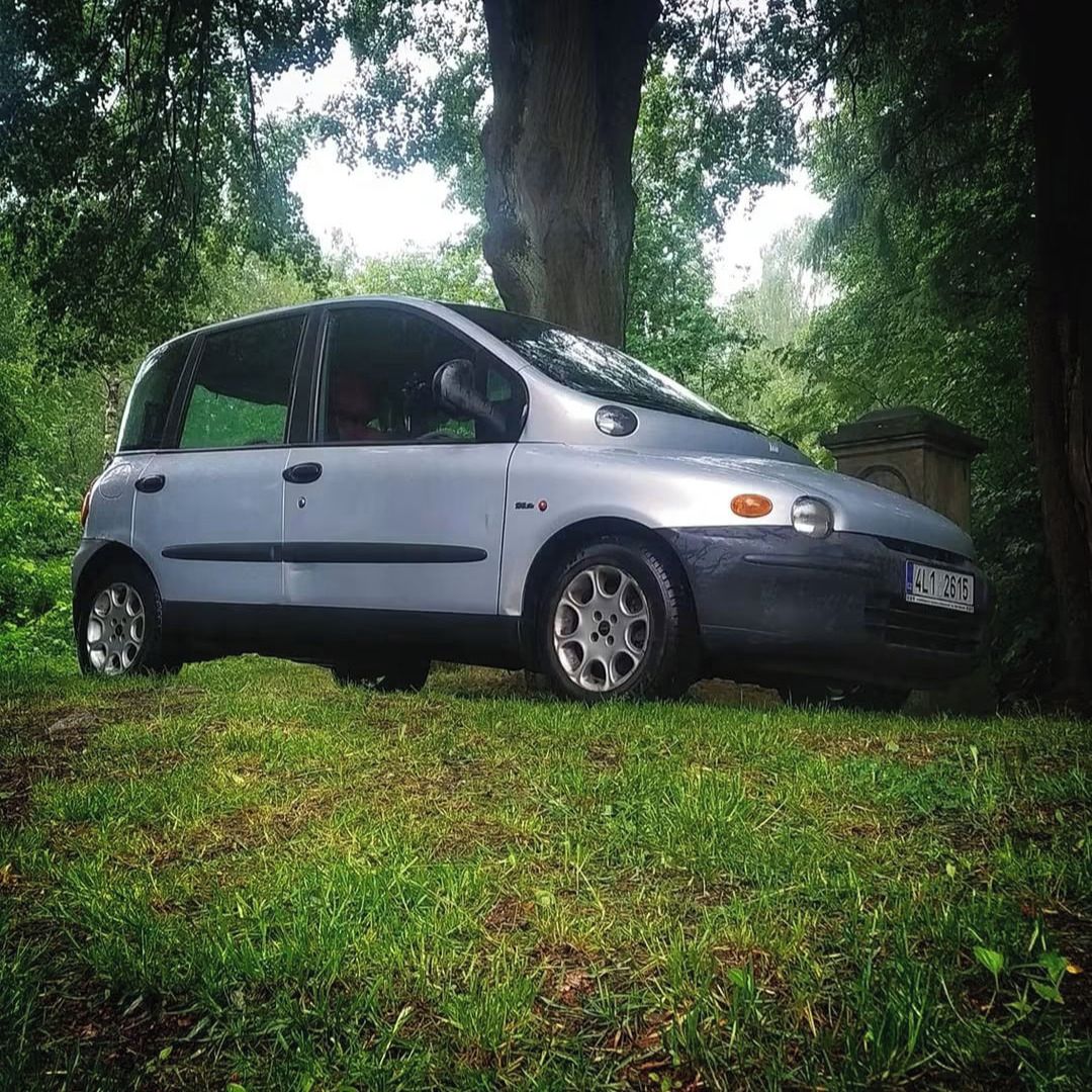 Soutěžní fotografie - Mulťa,  Fiat Multipla 1999