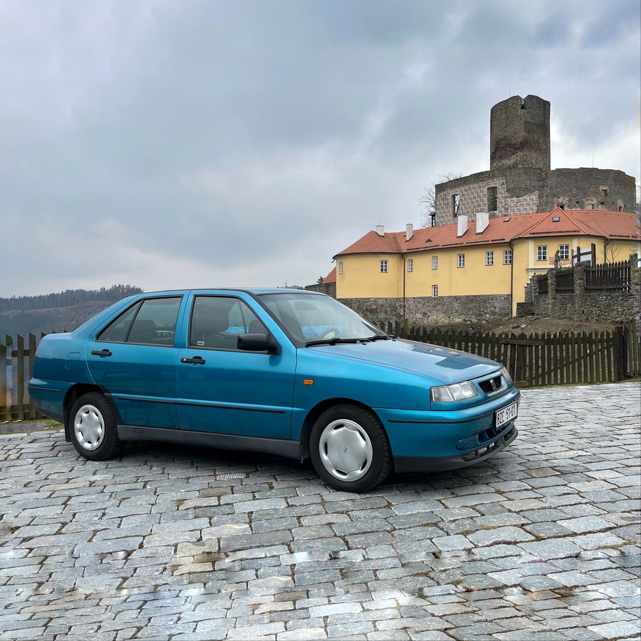 Soutěžní fotografie - Brouček - poslední výlet (2024),  Seat Toledo r.v 1997
