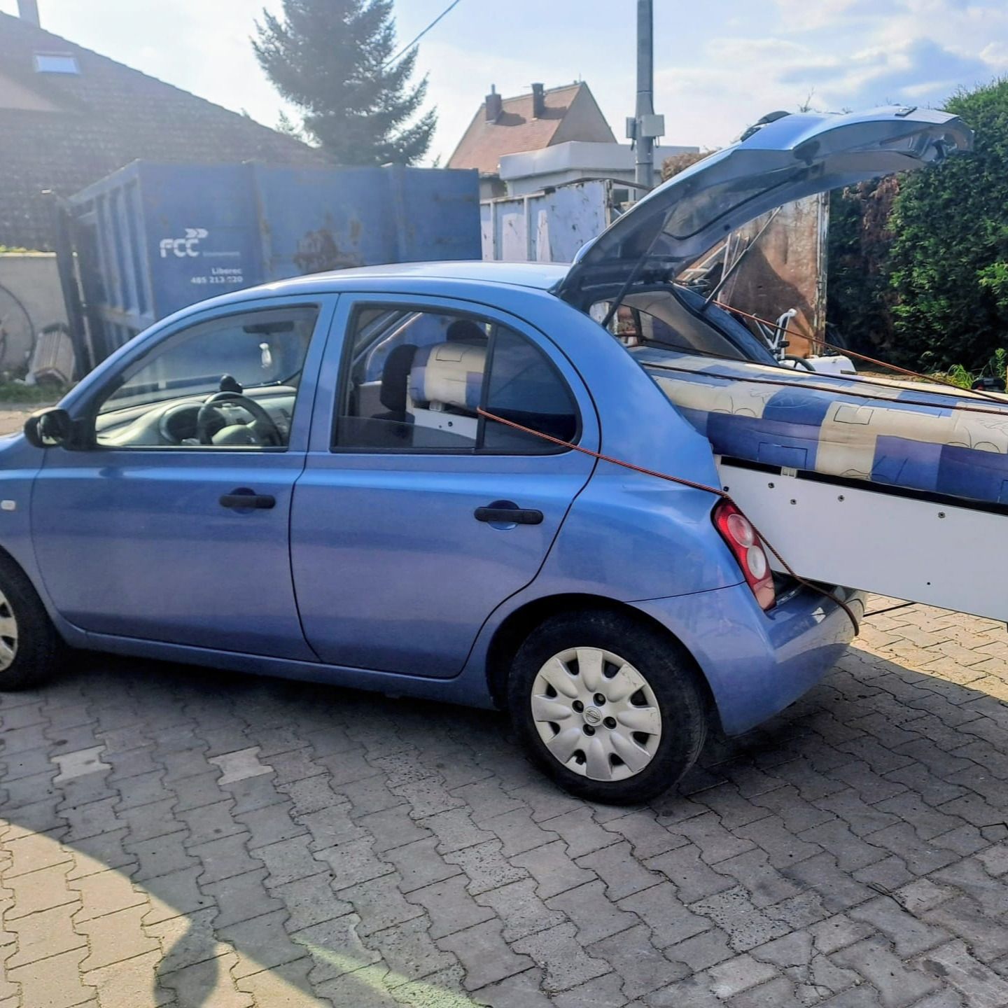 Soutěžní fotografie - Mikřice,  Nissan Micra