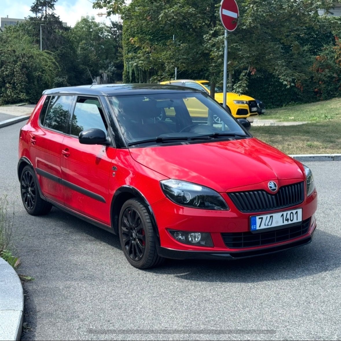 Soutěžní fotografie - Karlík,  Škoda Fabia II Monte Carlo
