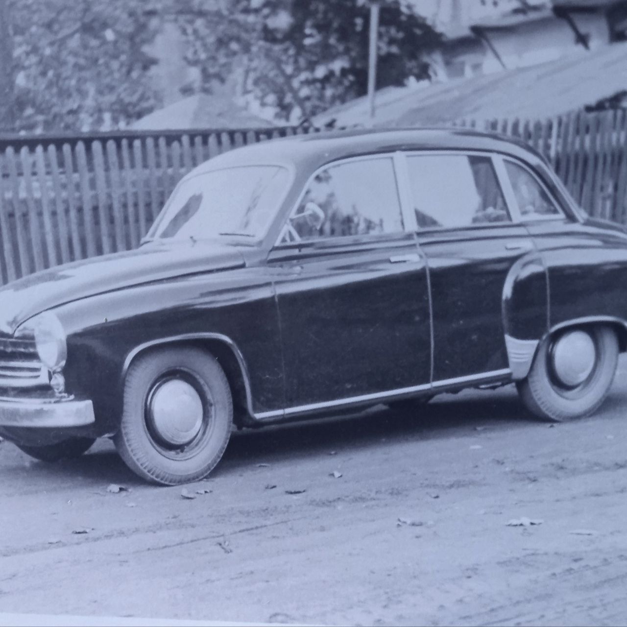 Soutěžní fotografie - černý miláček,  Wartburg 600