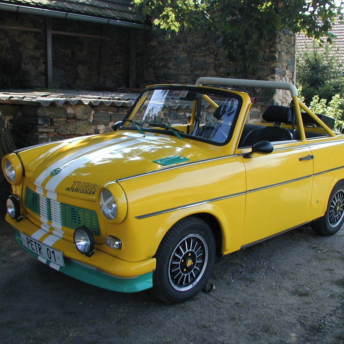 Soutěžní fotografie - Harlekýn,  Trabant 601 kabrio