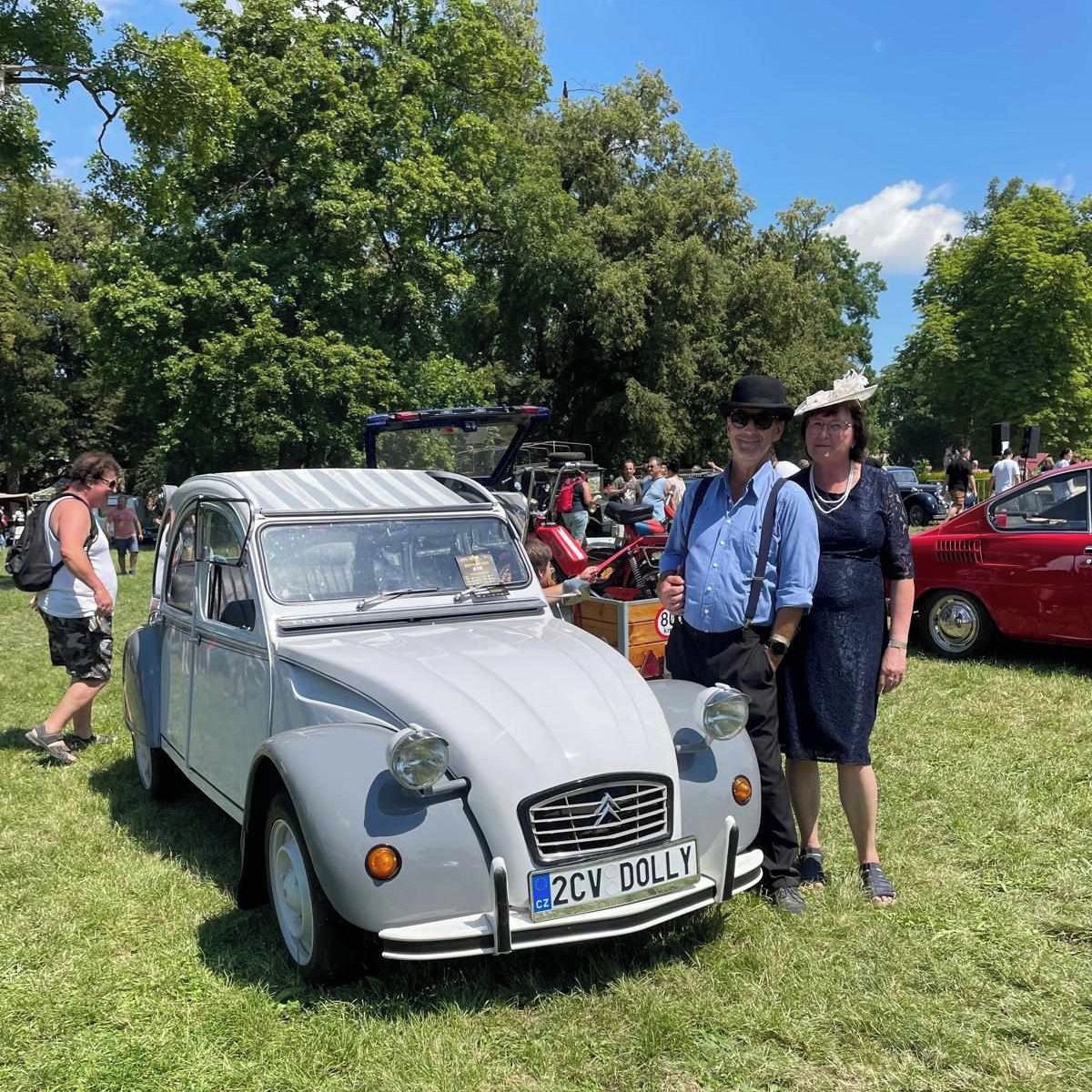Soutěžní fotografie - Dolly,  Citroen 2CV