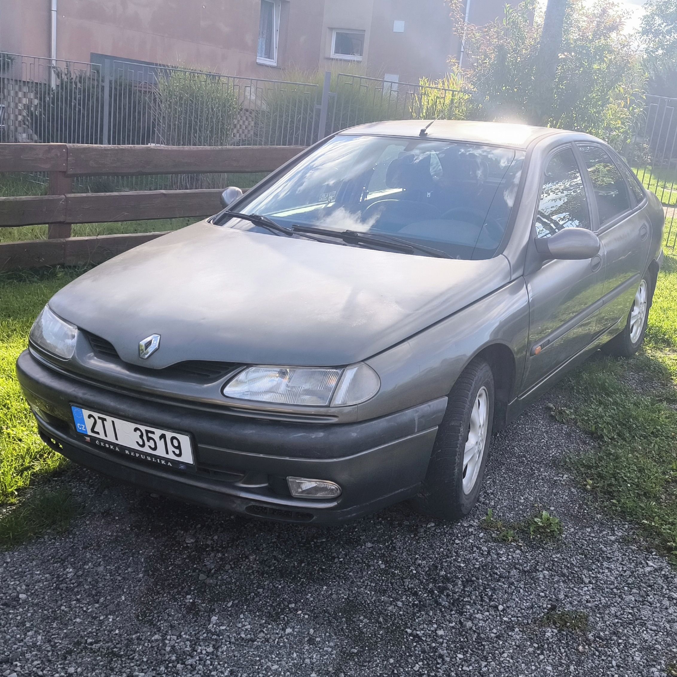 Soutěžní fotografie - Laguna,  Renault Laguna 2.2 dT RXT 1997