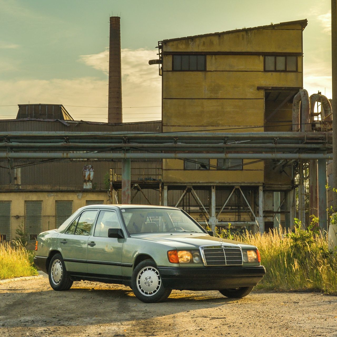 Soutěžní fotografie - Stodvacetčtyřka,  Mercedes 200d W124
