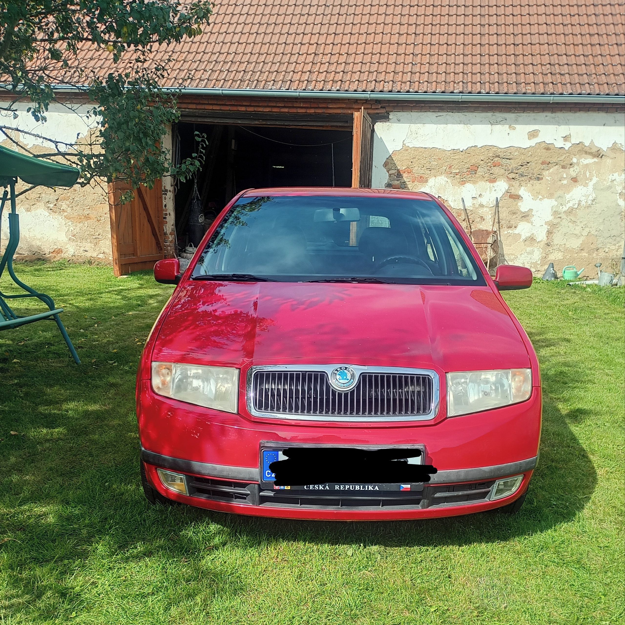Soutěžní fotografie - Červenák,  Škoda fabia I